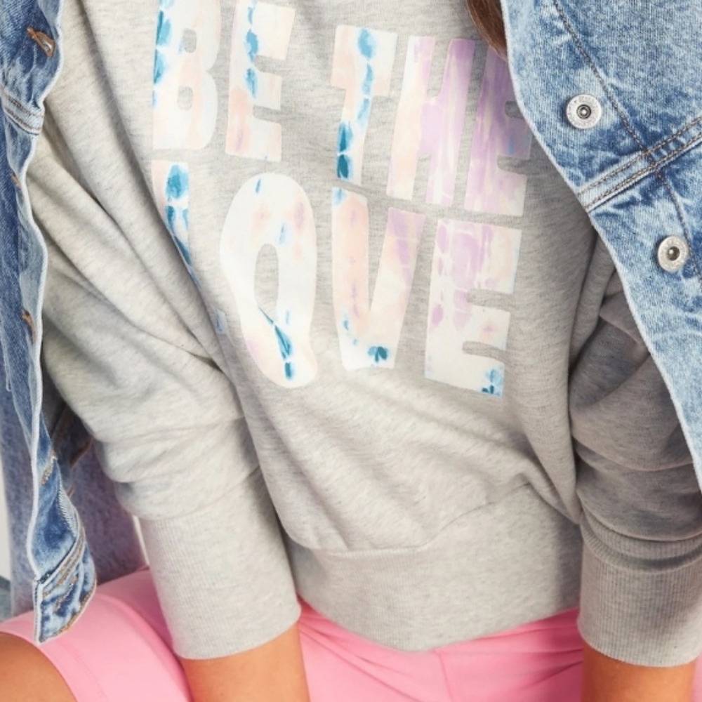 Loose Graphic Cropped Crew-Neck sweatshirt for women